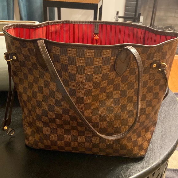 LV Neverfull MM bought at Bloomingdales - Picture 2 of 10